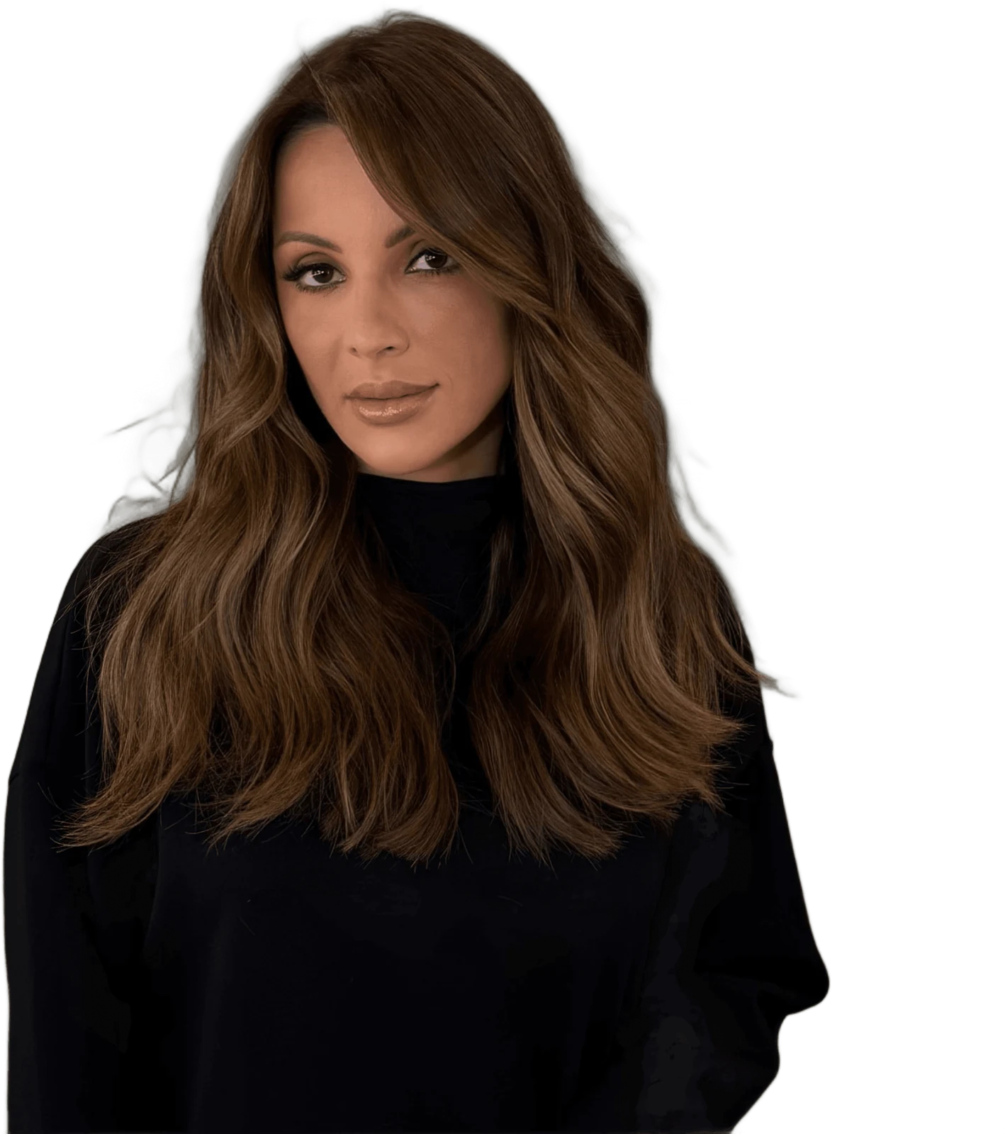Dra. Antonia Moreira de frente, cabelo castanho ondulado e blusa preta de gola alta